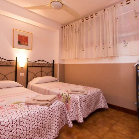 أرونا Beachfront Apartment المظهر الخارجي الصورة