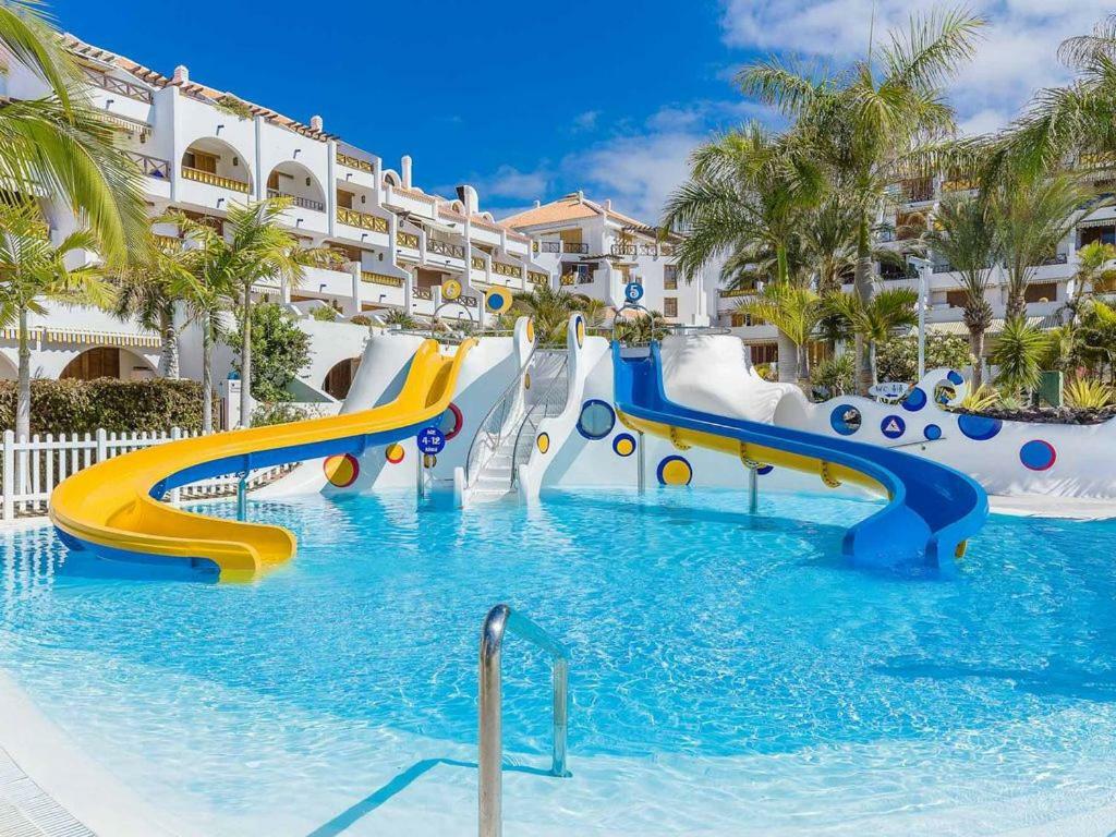 أرونا Beachfront Apartment المظهر الخارجي الصورة