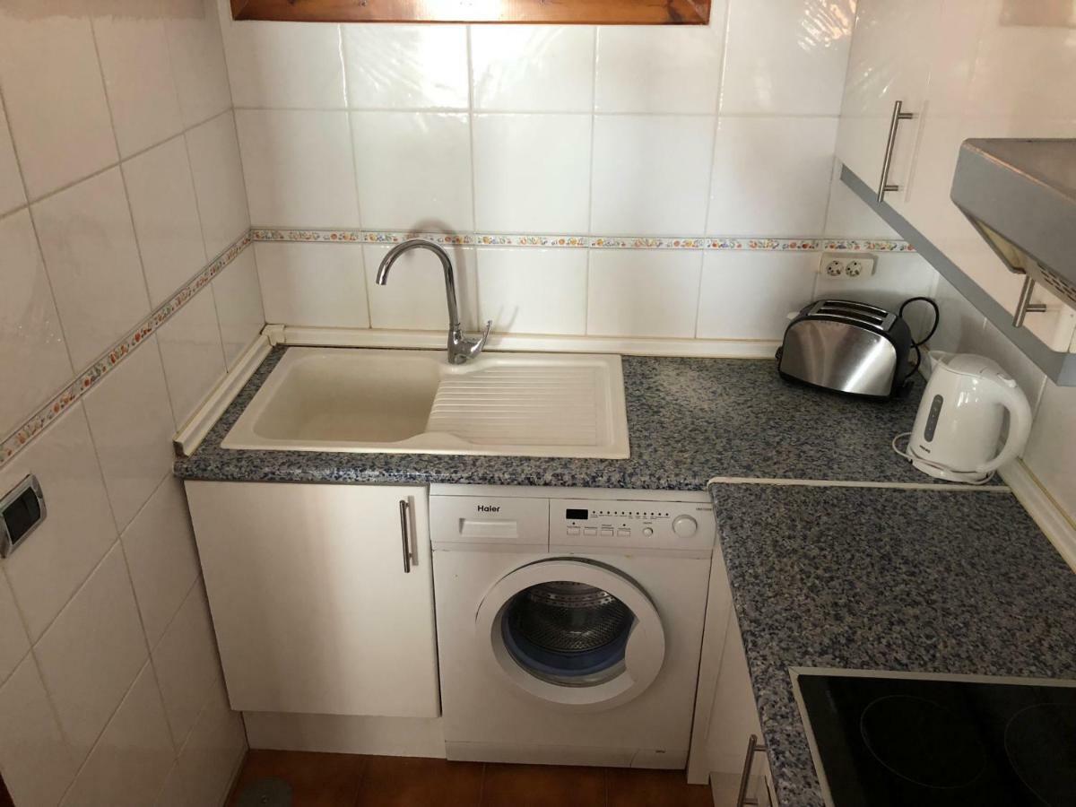 أرونا Beachfront Apartment المظهر الخارجي الصورة
